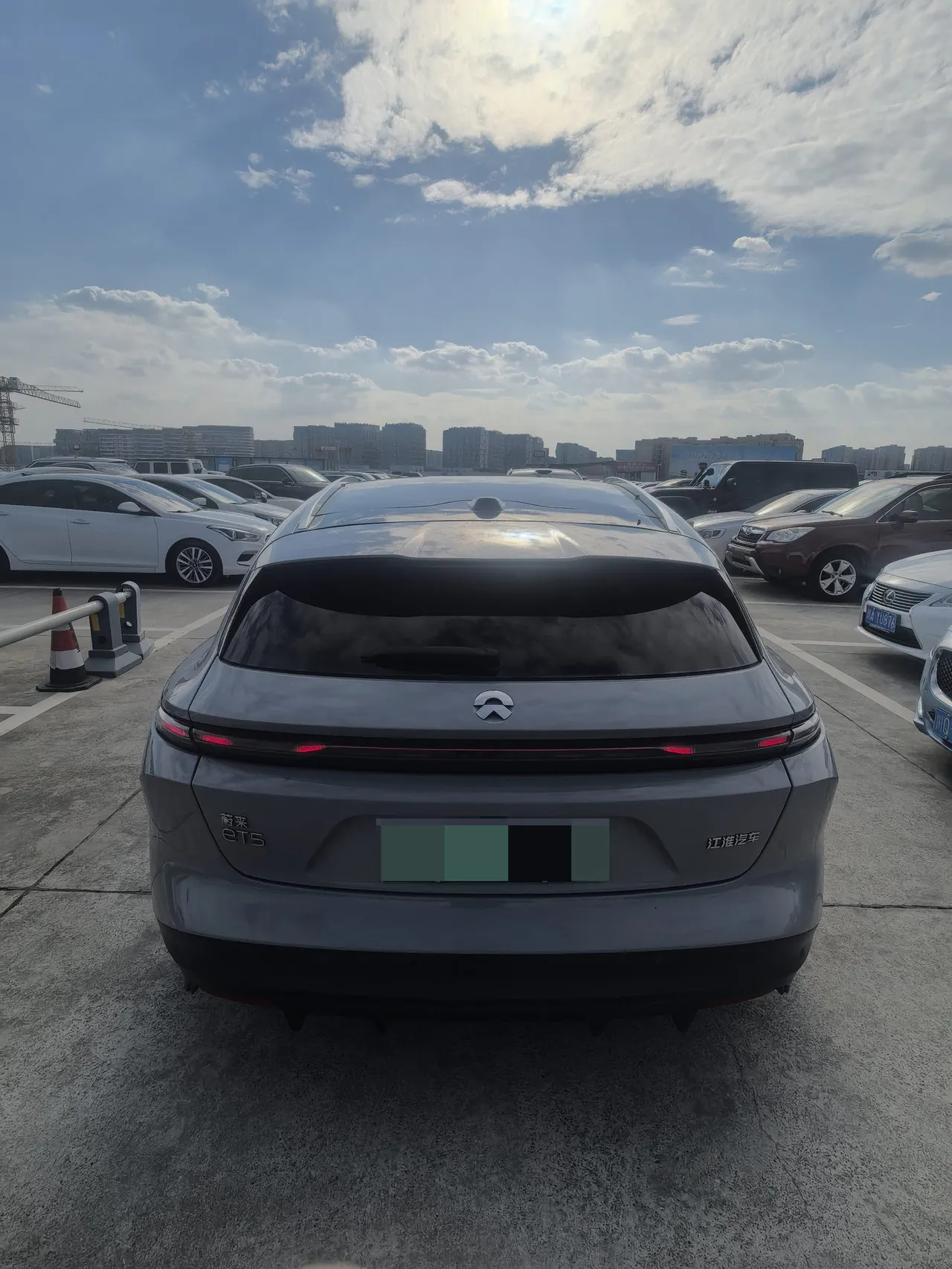 NIO 2023 ET5T 75kWh Touring automatic 7