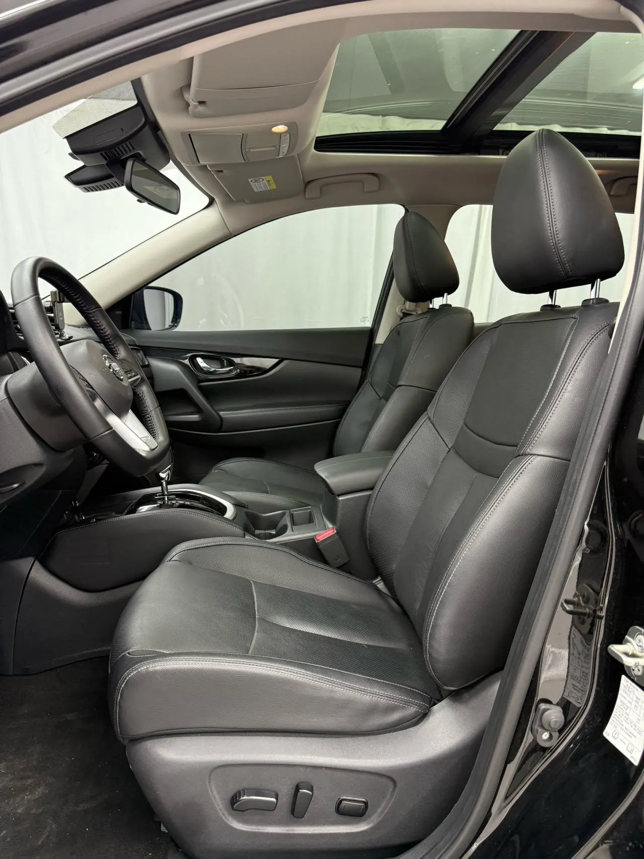 Nissan 2023 Qijun Classic 2.0 Stepless Two-Drive Intelligent Joint Premium Edition Automatic Gear 8