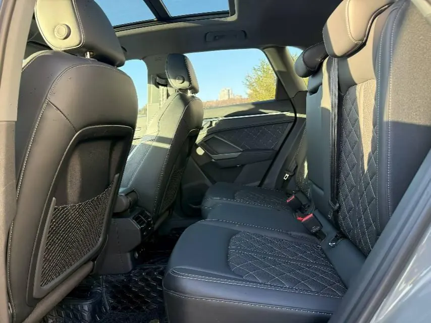 Audi 2024 Q3 Sportback 2.0TFSI 45TFSI Quattro Fashion Automatic 6