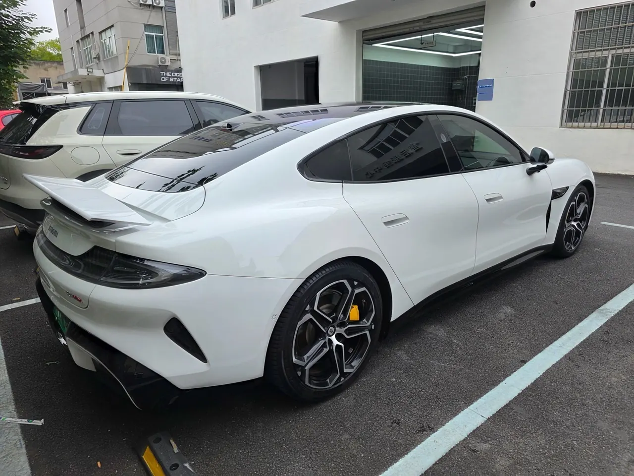 MI 2024 SU 7 800km 4-wheel drive ultra-long endurance high-end smart driving Max version automatic gear 2