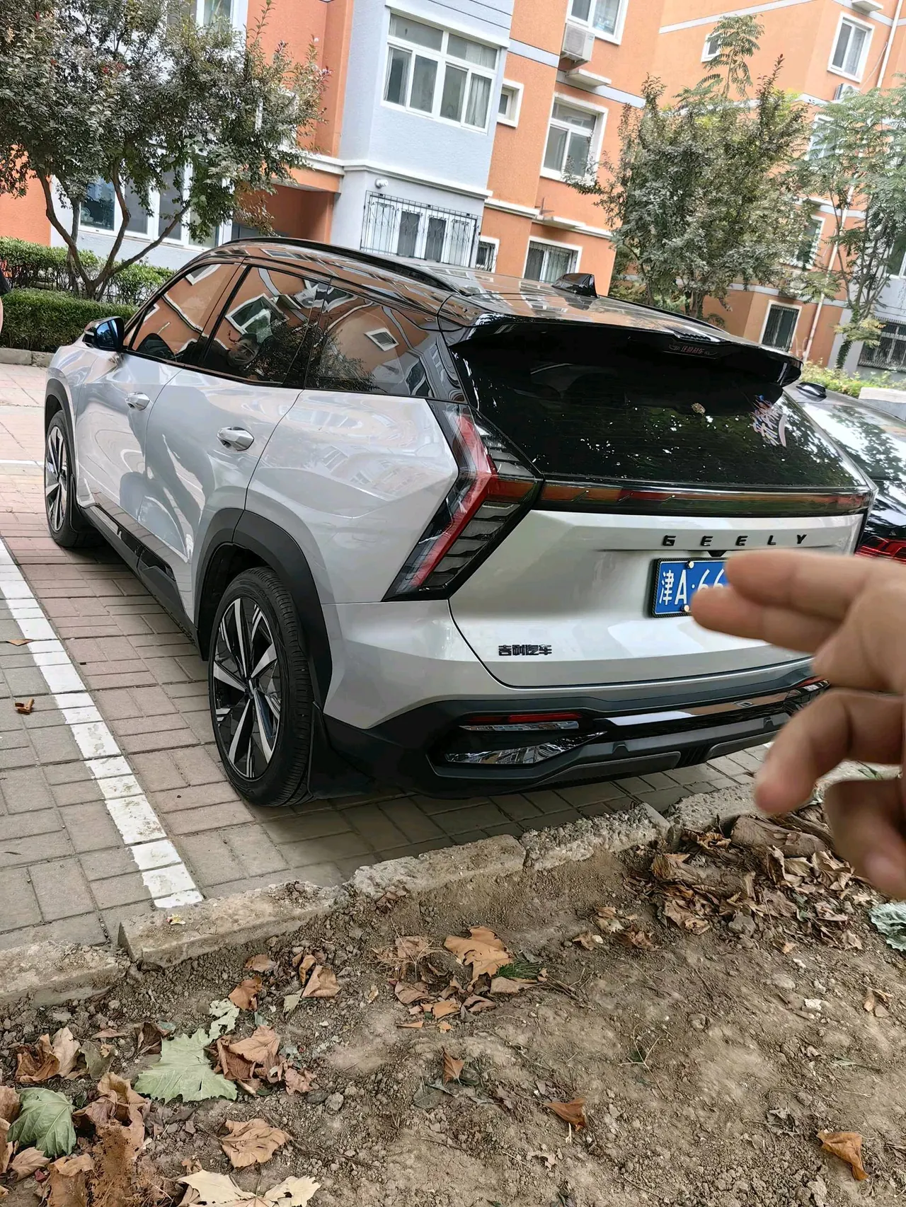 Geely 2023 Boyue L 1.5TD Honorable Automatic Transmission 3