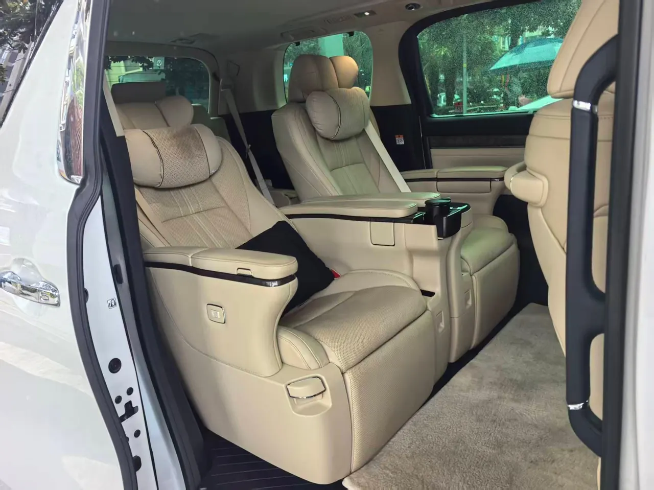 Toyota Will Law (Imported) 2023 Crown Will Law 2.5 Stepless HV Distinguished Edition Automatic Gear 5
