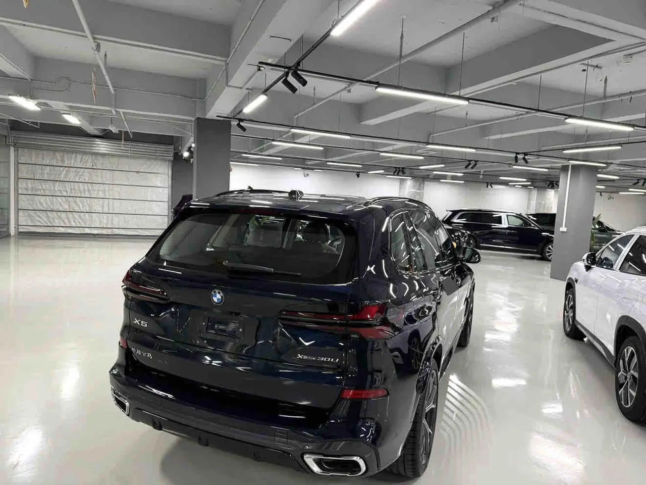 BMW 2026 X5 xDrive30Li 48V 2.0T exclusive m sports obsidian night suit (modified) automatic gear 4