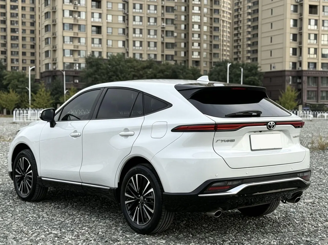 Toyota 2023 Weisa 2.0 Stepless Two-Drive Premium Edition Automatic Gear 6