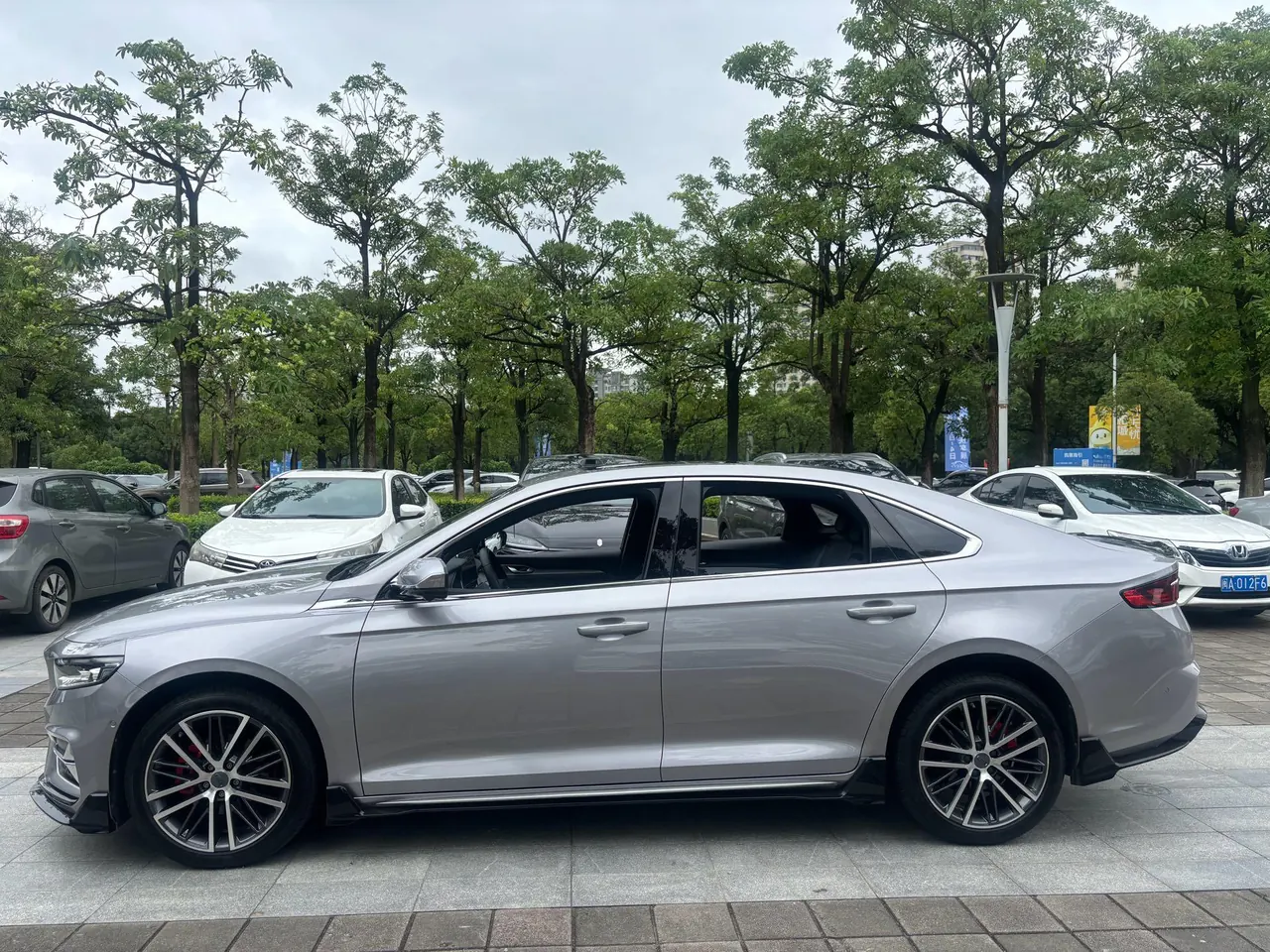 Geely 2023 Xingrui 2.0TD Honorable Automatic Transmission 10