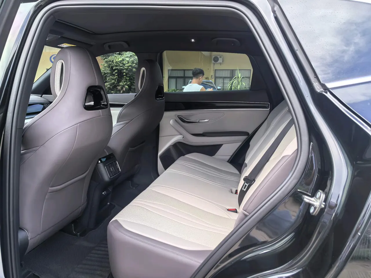 BYD Song PLUS New Energy 2025 Song PLUS DM-i 1.5 Stepless Smart Driving Edition 112KM Honorable Automatic Gear 8
