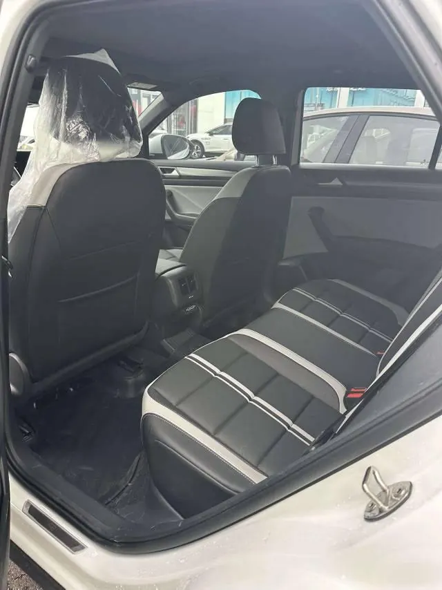 Volkswagen 2023 Tange 1.5TSI 300TSI Two-Drive Chen Guang Edition Automatic Gear 3