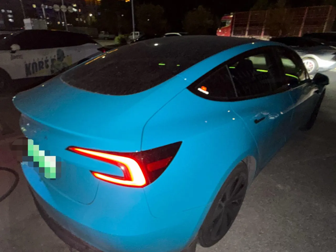 Tesla 2023 Model 3 Long Endurance New Edition Dual Motor All-wheel Drive Automatic Transmission 2