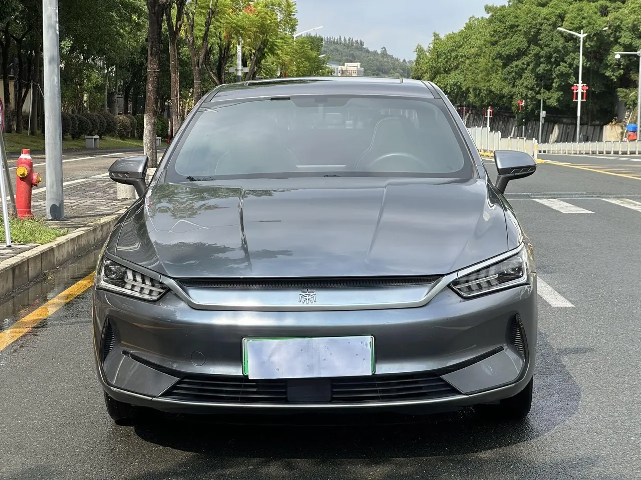BYD 2021 Qin PLUS EV 400KM Luxury Automatic Gear 2