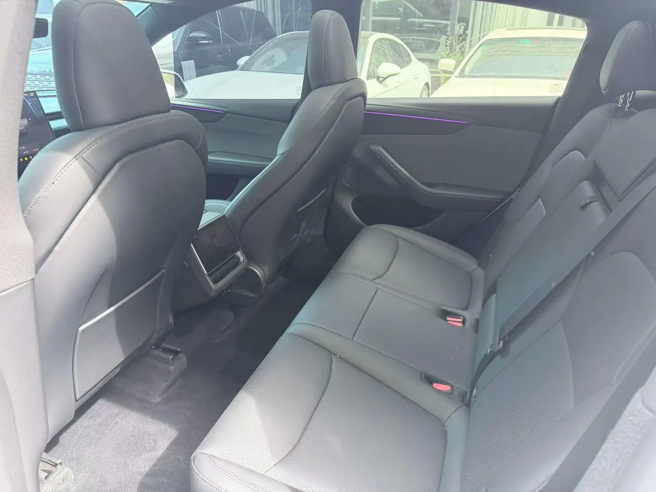 Tesla 2026 Model Y Rear-Wheel-Drive Automatic 6