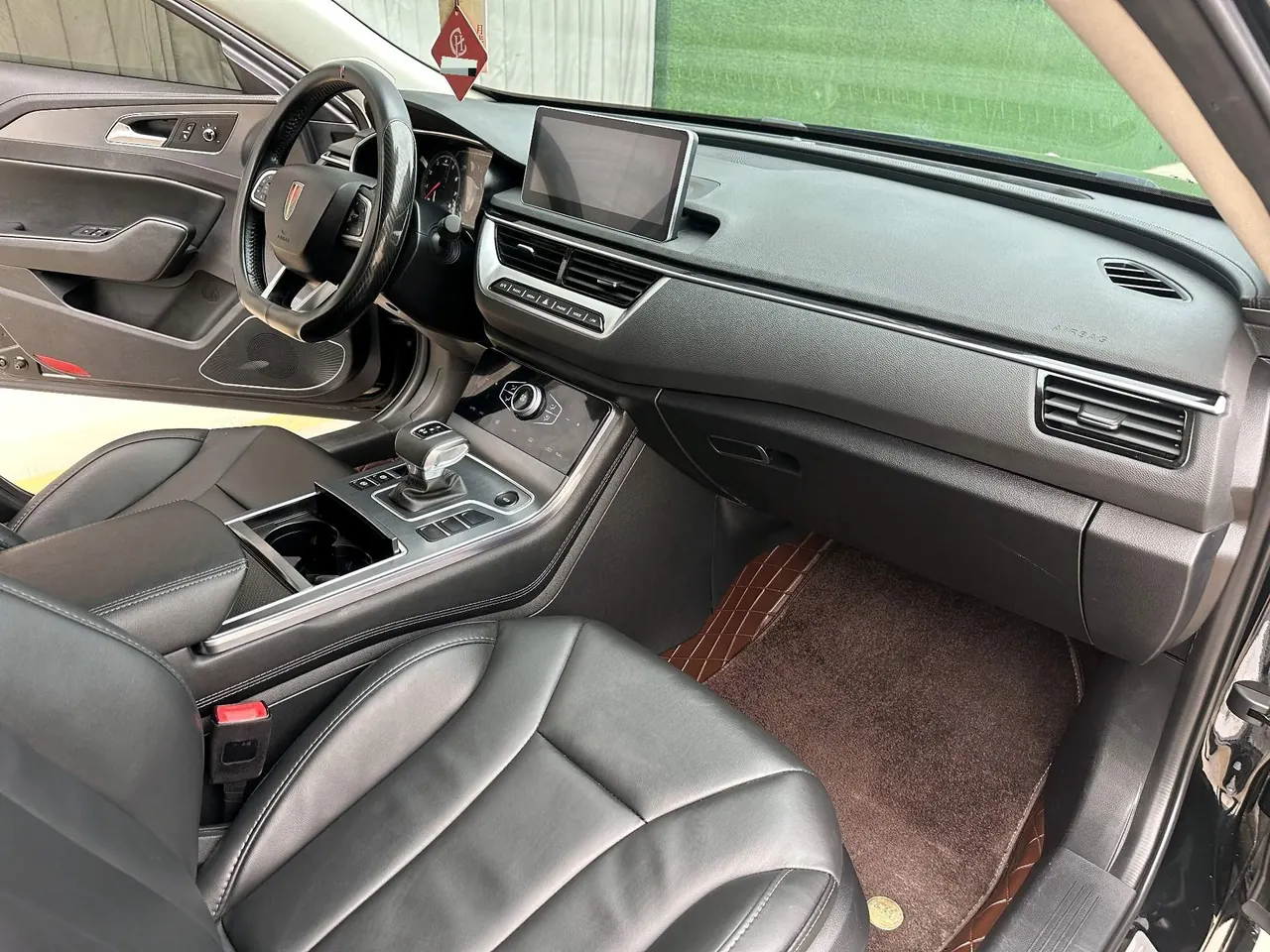 HongQi 2022 H5 1.5TD Flag Yue Edition Automatic Gear 7