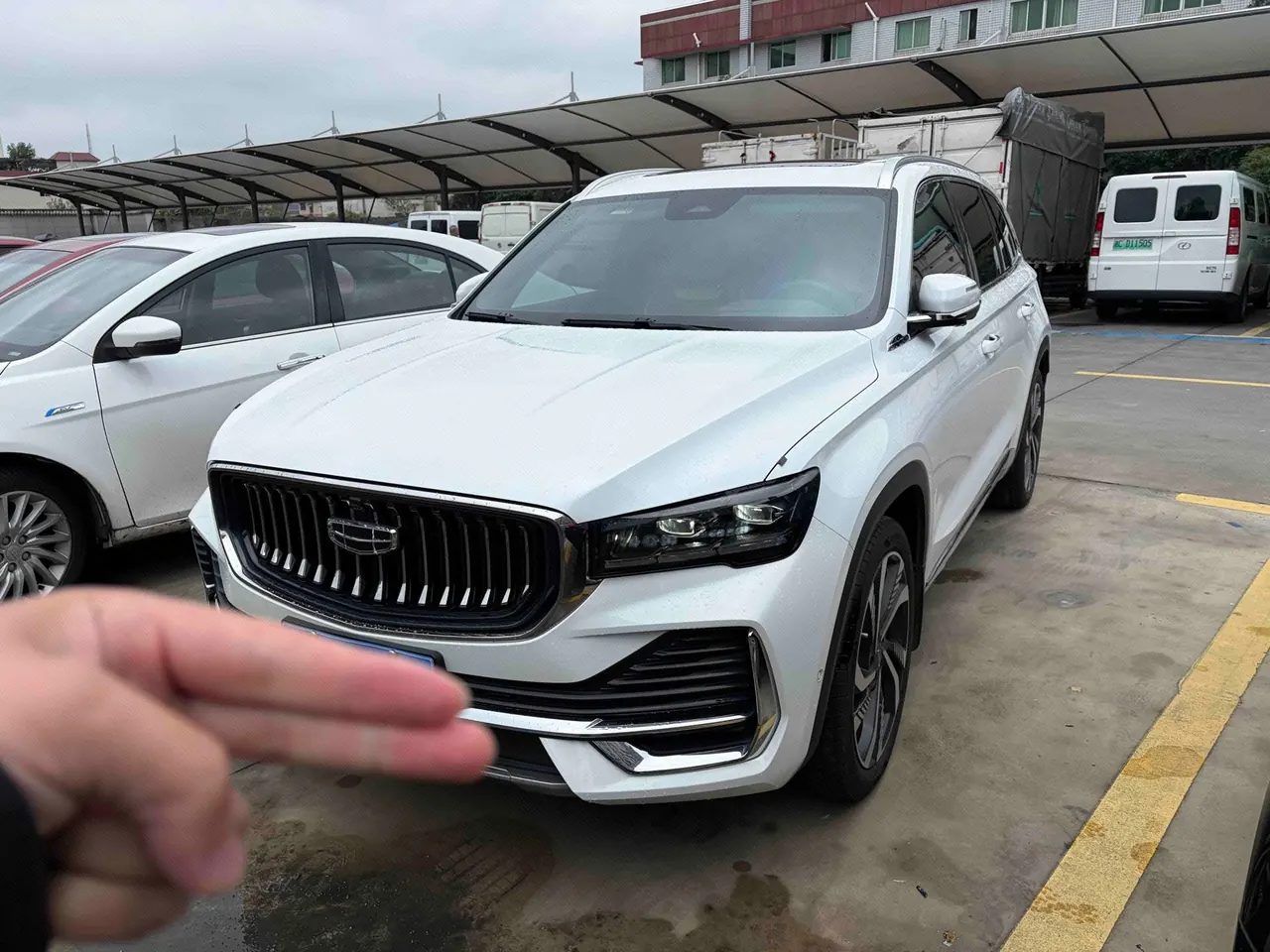 Open image lightbox: Geely 2021 XingyueL (Monjaro) 2.0TD EVO Two-Drive Flagship Automatic Gear