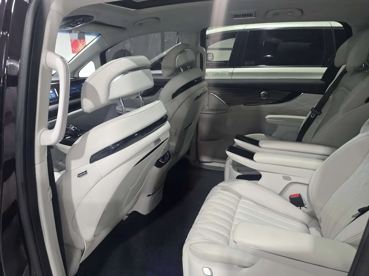 Fashion 2024 Xinghai V9 1.5TD 200km Qingyun Ladder Series Honorable Automatic Gear 6