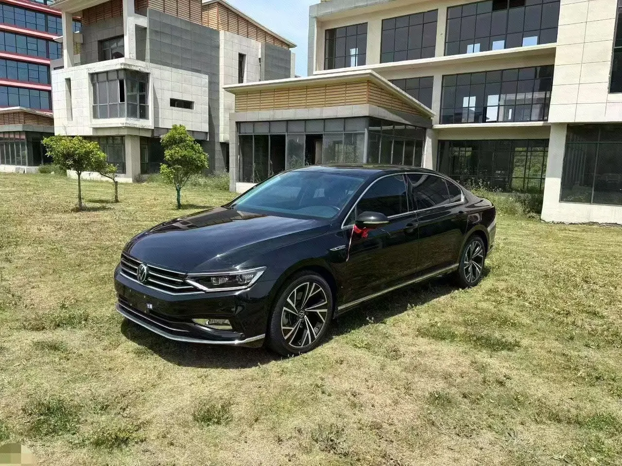 Открыть галерею: Volkswagen 2020 Magotan 2.0TSI 330TSI luxury automatic transmission