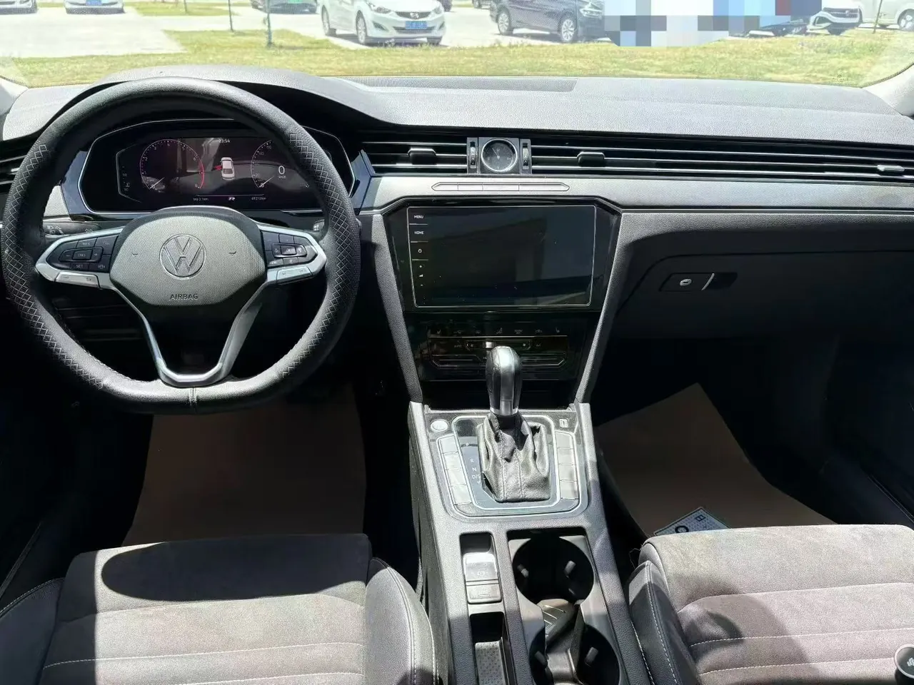 Volkswagen 2020 Magotan 2.0TSI 330TSI luxury automatic transmission 3