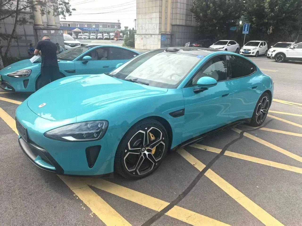 Open image lightbox: MI 2024 SU 7 800km 4-wheel drive ultra-long endurance high-end smart driving Max version automatic gear