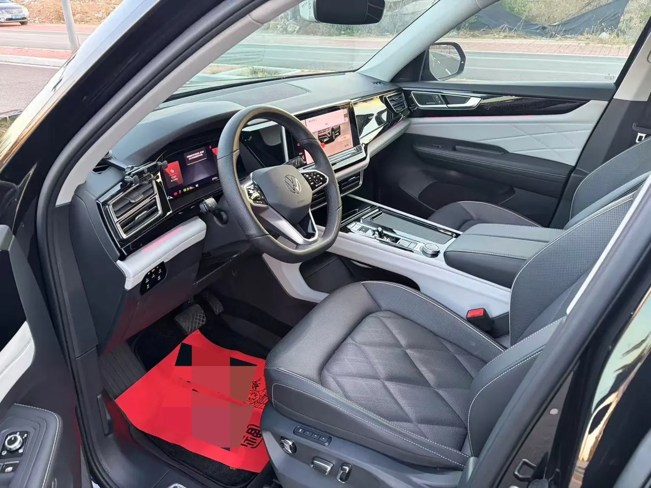 Volkswagen 2024 Tuang 2.0TSI 380TSI 4WD Longxiang Edition Automatic Gear 3