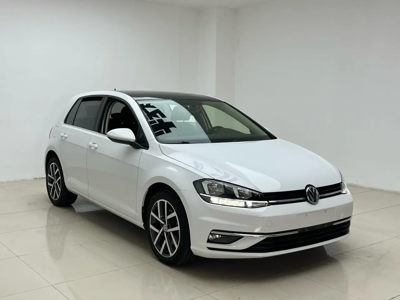 Volkswagen 2020 Golf 7 1.2TSI 200TSI Comfortable Automatic 3