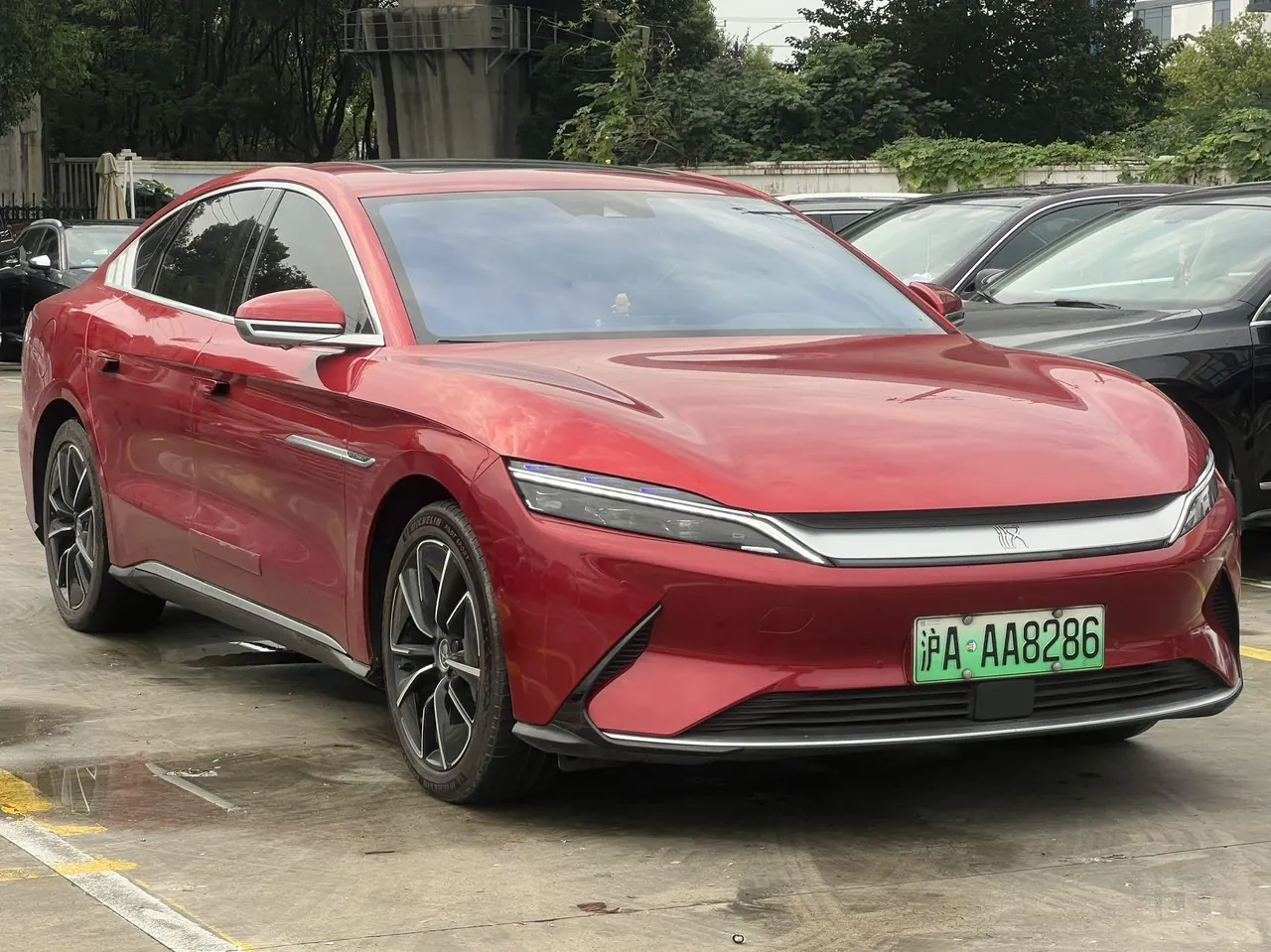 BYD 2020 Han four-wheel drive high-performance flagship automatic gear 3
