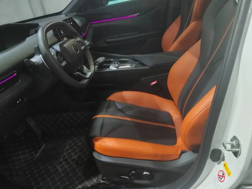 ChangAn 2024 UNI-V 1.5T Distinguished Sports Automatic 5