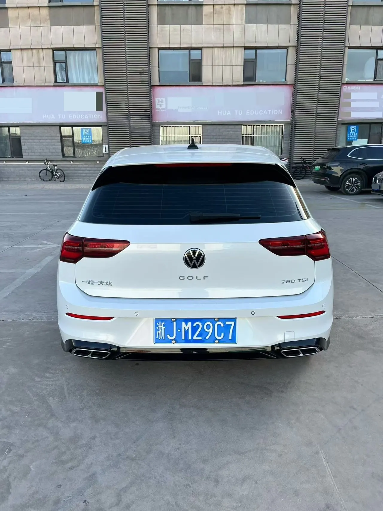 Volkswagen 2024 Golf 8 R-Line 1.4TSI 280TSI 50 Year Legendary Automatic 8