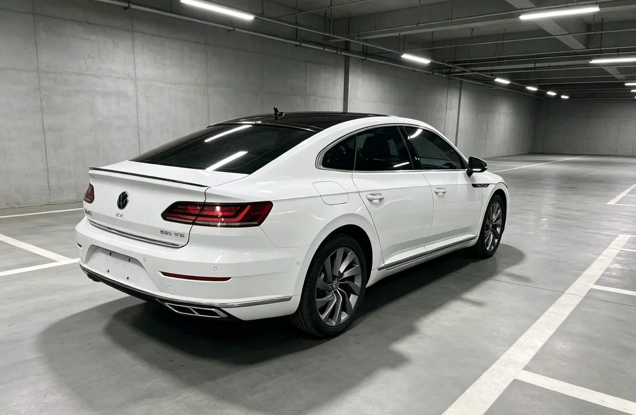 Volkswagen 2024 CC 2.0TSI 380TSI eye-catching automatic transmission 5