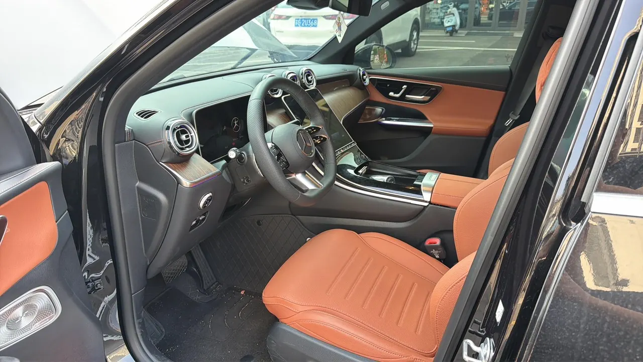 Mercedes Benz 2026 GLC 300 L 4MATIC 48V 2.0T dynamic 5-seat automatic gear 3