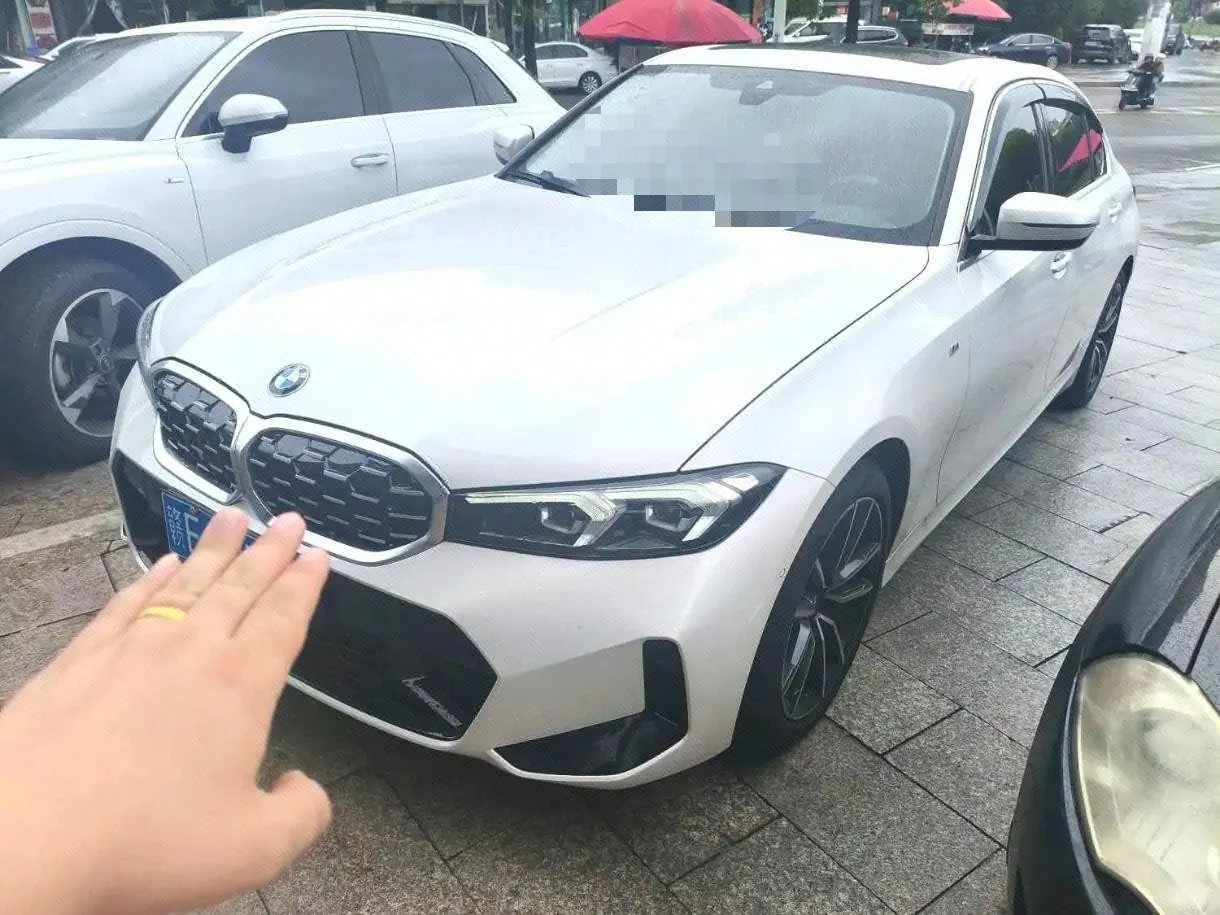 Открыть галерею: BMW 3 Series 2024 325Li 2.0T M Sports Suit Automatic Gear
