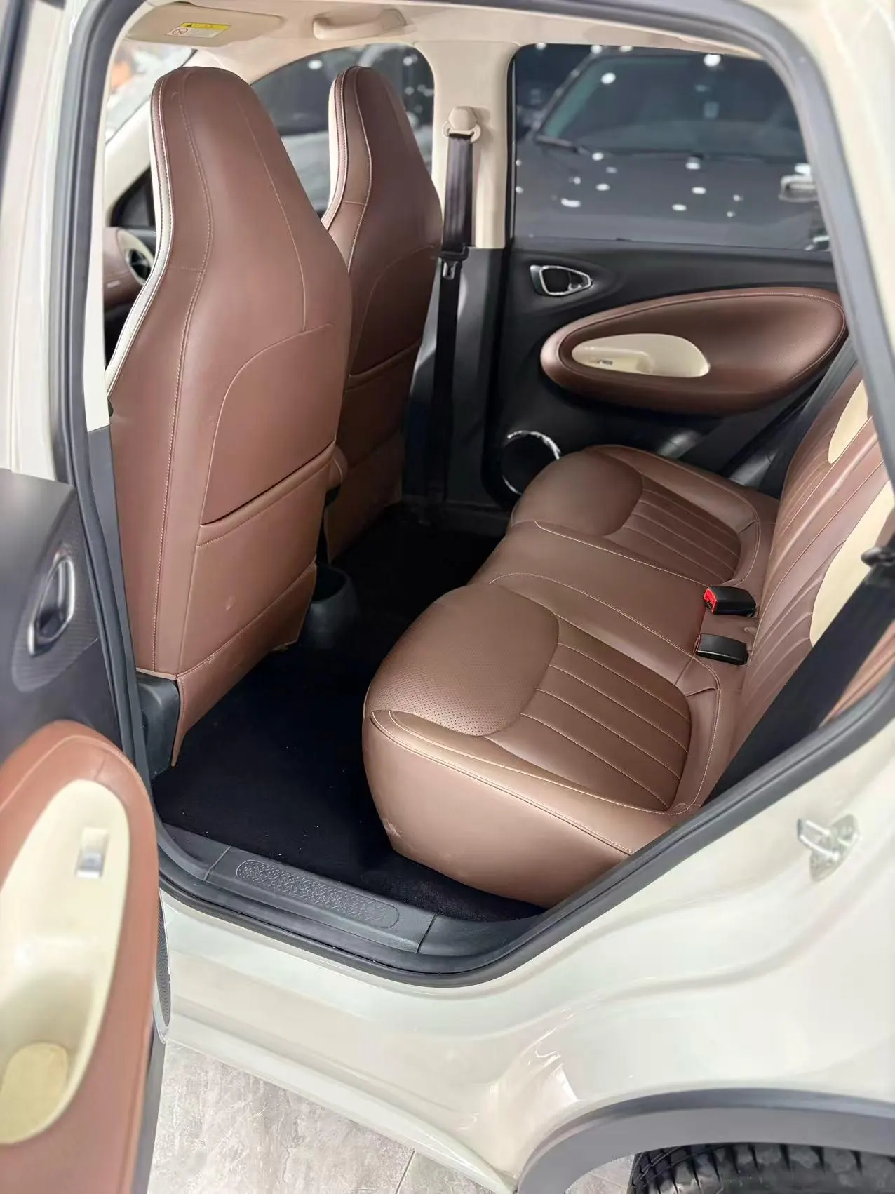 WuLing 2024 Plantronics 333km LingBox Connected Automatic Gear 6