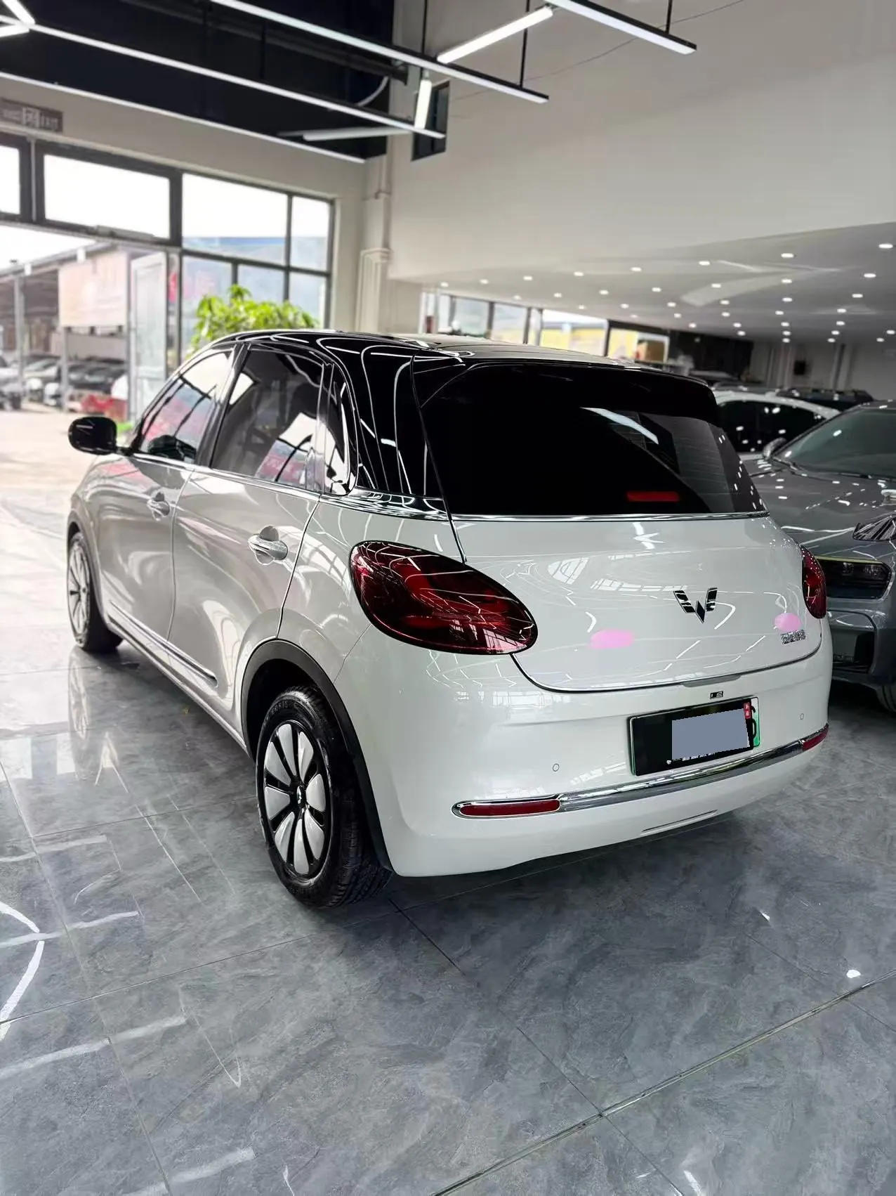 WuLing 2024 Plantronics 333km LingBox Connected Automatic Gear 8