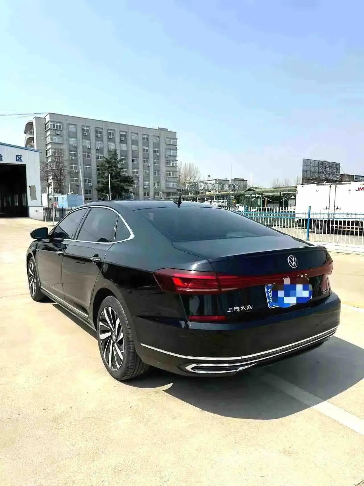 Volkswagen 2023 Passat 2.0TSI 330TSI Deluxe Edition (Modified) Automatic Gear 6