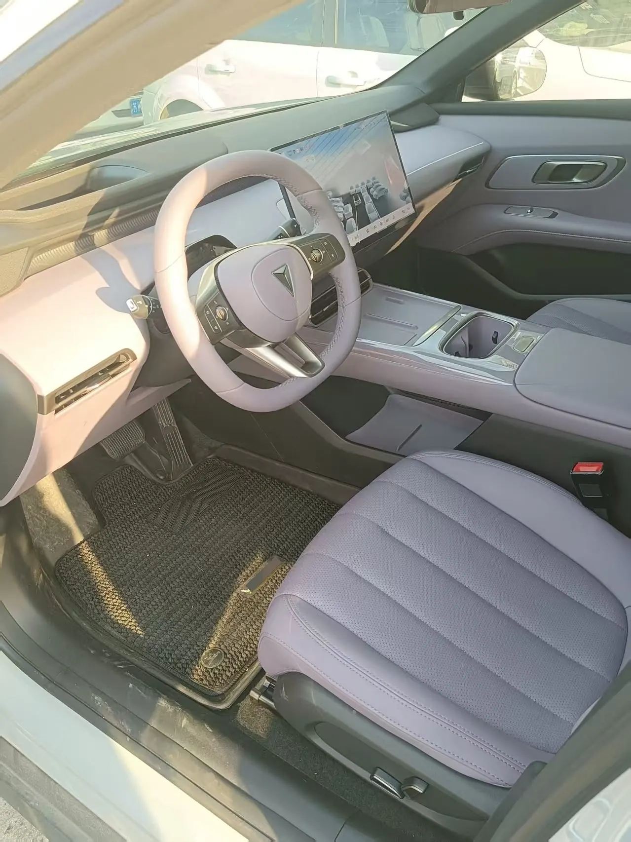 ChangAn Deepal 2026 L 06 560Ultra Laser Edition Automatic Gear 3
