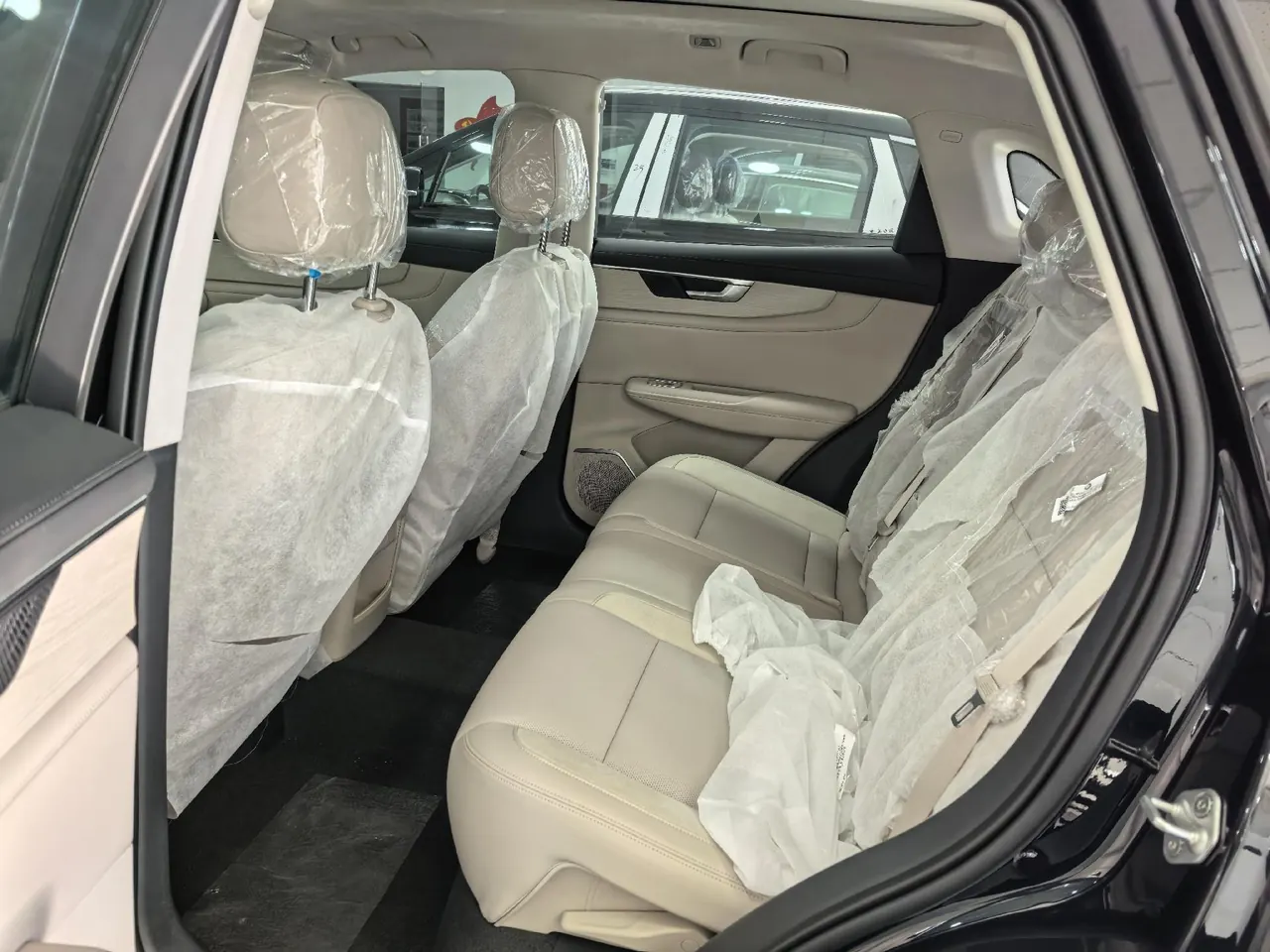 HongQi 2026 HS5 2.0T Two-Drive Flag Rhyme Pro Edition Automatic Gear 6