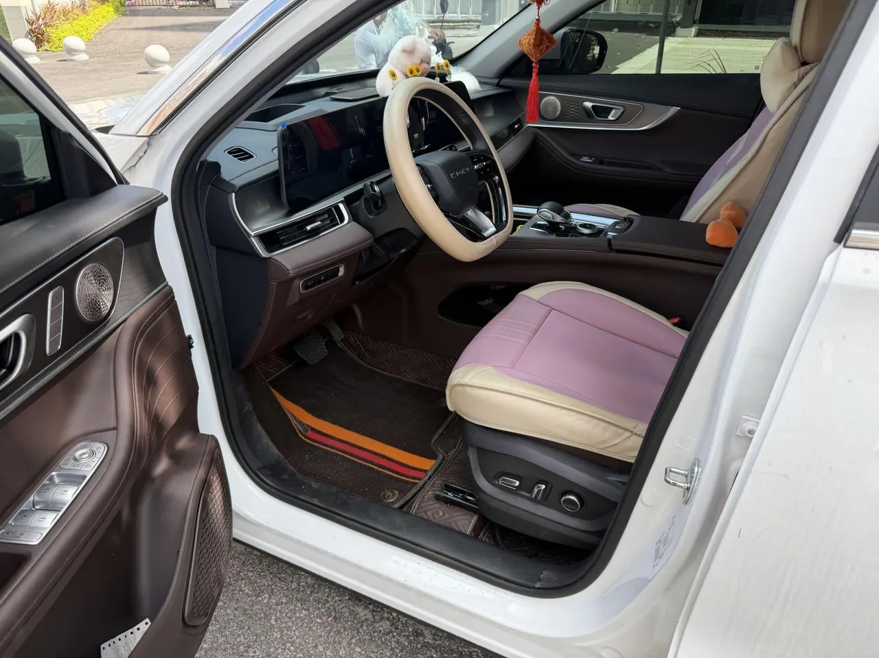 Chery 2024 Ruihu 8 PRO 1.6T 290T Champion Edition Two-Drive Peak Edition 5-seat Automatic Gear 6