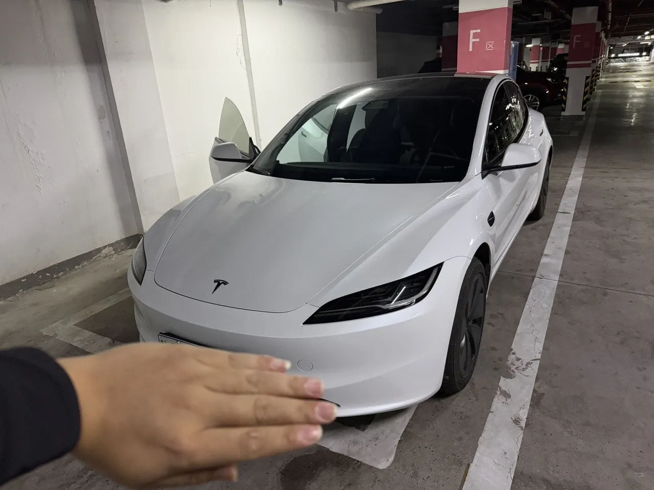 Открыть галерею: Tesla 2026 Model 3 Long Endurance Rear Wheel Drive Automatic Transmission