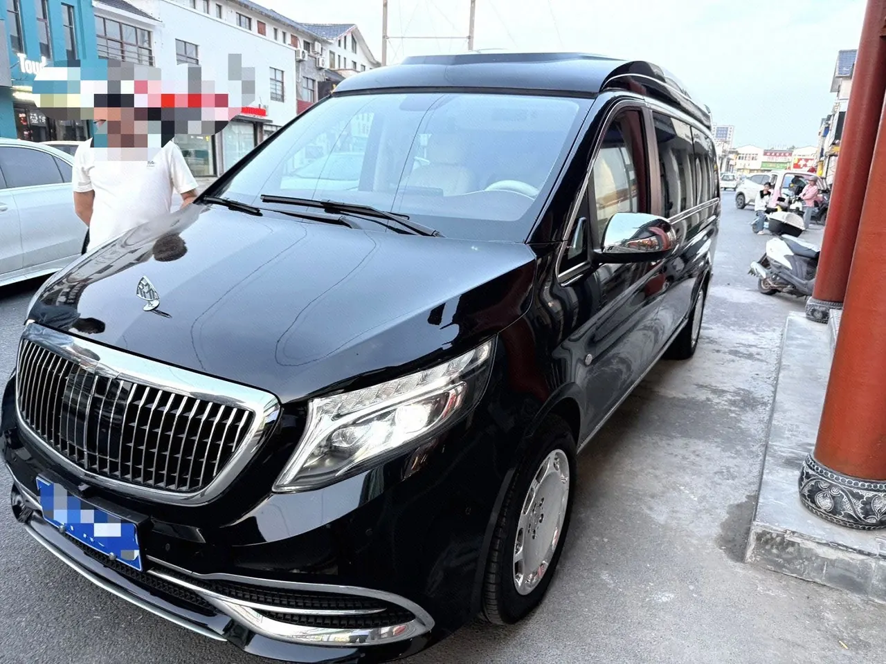 Open image lightbox: Mercedes Benz 2020 Vito 2.0T Elite Edition 7-seat Automatic Gear