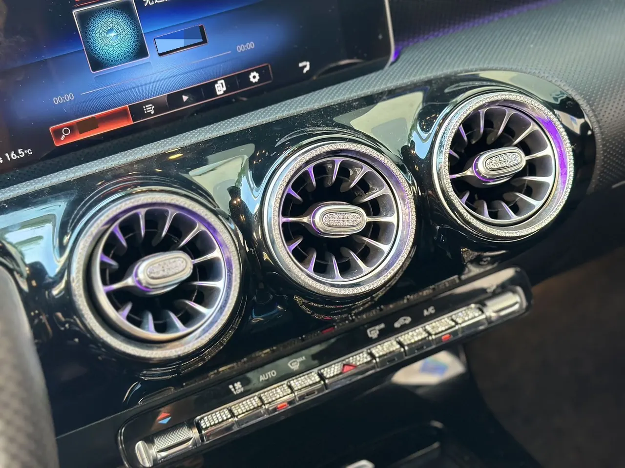 Mercedes Benz Class A 2020 A 200 L 1.3T Fashion (Modified) Automatic Gear 7