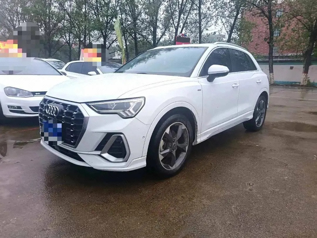 Open image lightbox: Audi 2022 Q3 1.4TFSI 35TFSI Fashion Dynamic Automatic