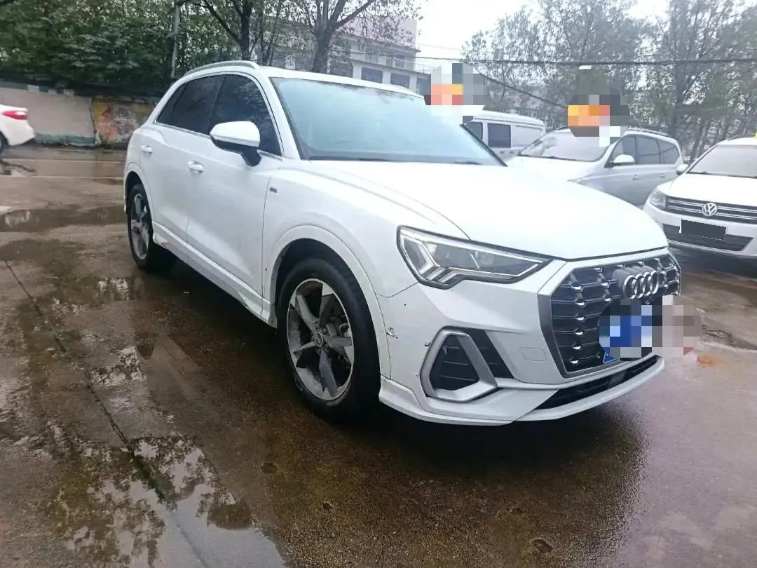 Audi 2022 Q3 1.4TFSI 35TFSI Fashion Dynamic Automatic 2