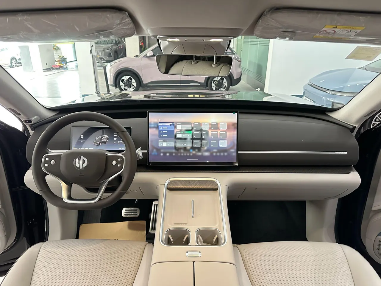 Leapmotor 2026 D 19 500 Zhizun Edition 6-seat Automatic Gear 3
