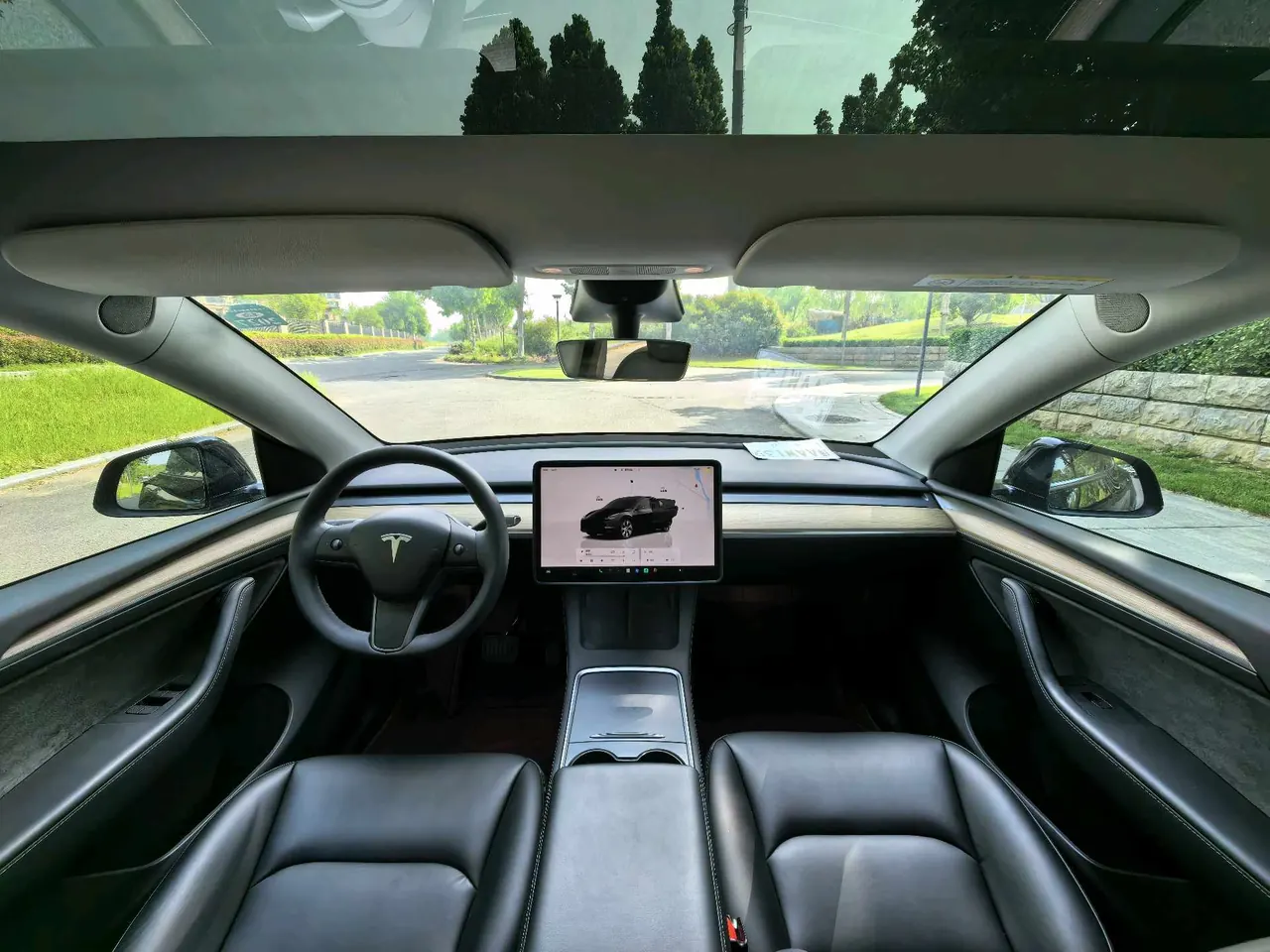 Tesla 2022 Model Y rear-wheel drive version (facelift) automatic gear 3