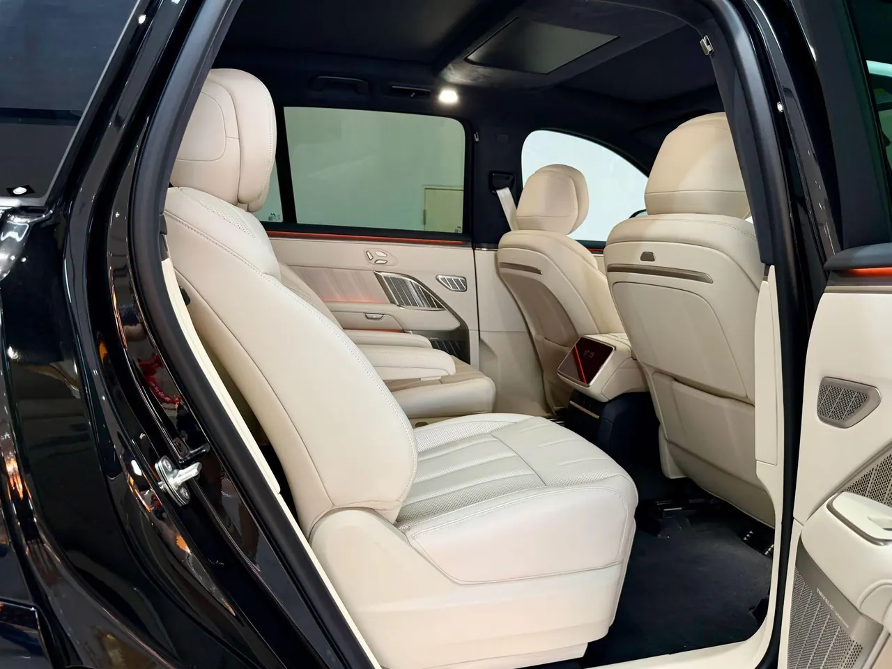 ONVO 2026 L90 Max six-seat automatic gear 6