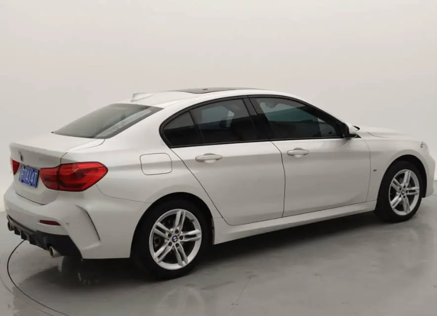 BMW 1 Series 2020 120i 1.5T M Sports Suit Automatic Gear 3