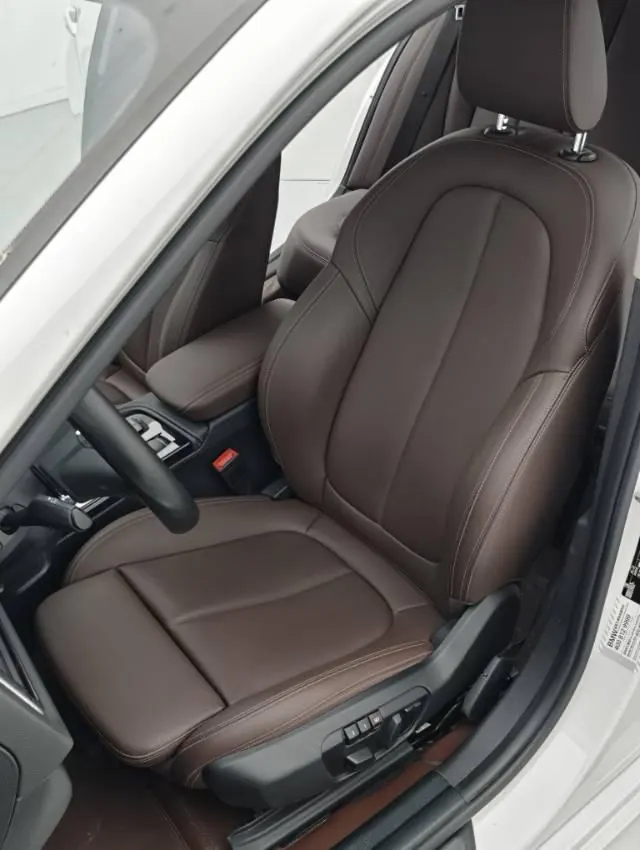 BMW 1 Series 2020 120i 1.5T M Sports Suit Automatic Gear 7
