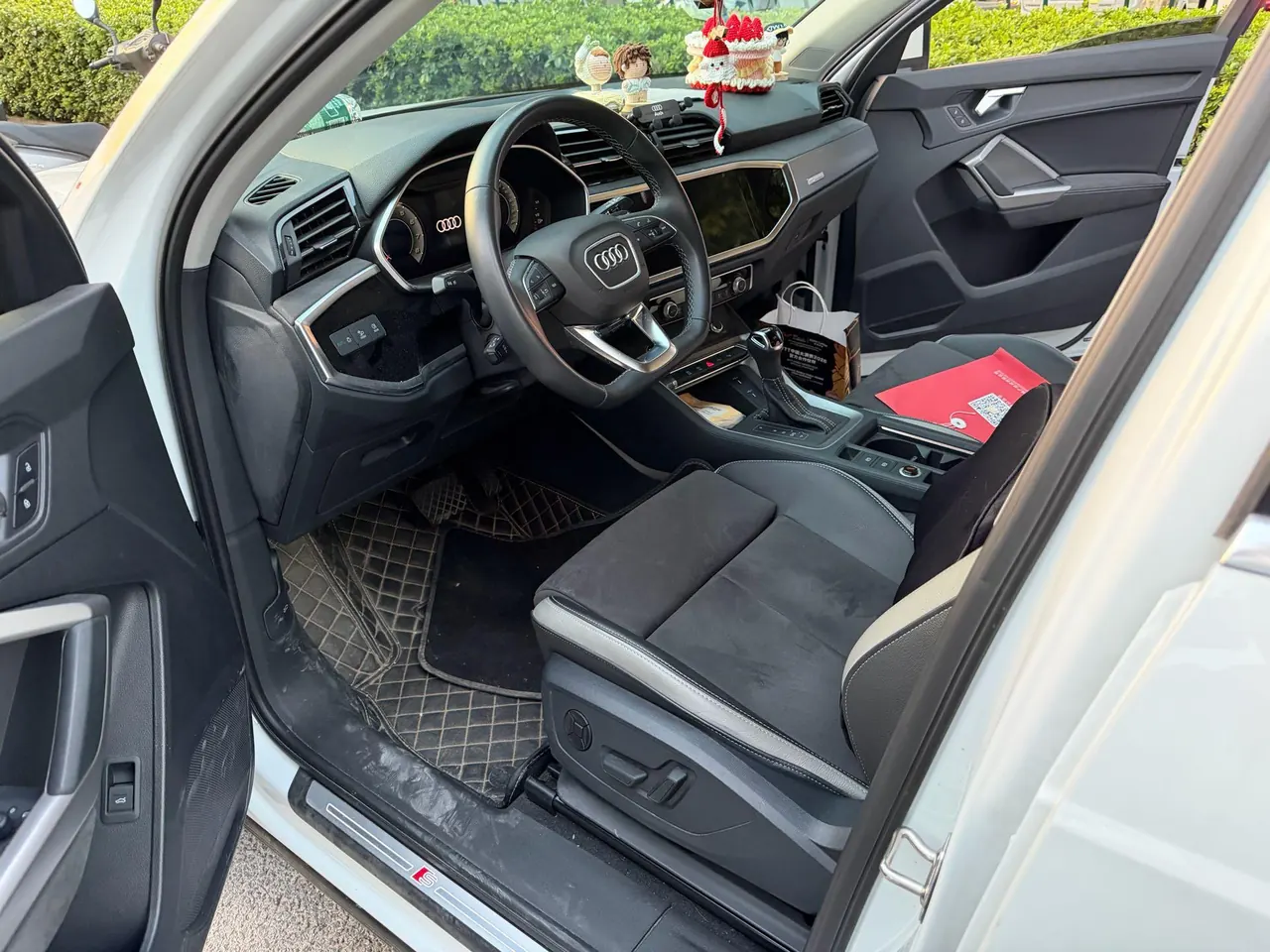 Audi 2023 Q3 1.4TFSI 35TFSI Fashion Dynamic Automatic 3