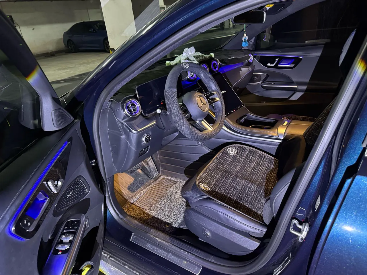 Mercedes Benz Class C 2023 C 200 L 48V 1.5T Sports Edition Automatic Gear 2