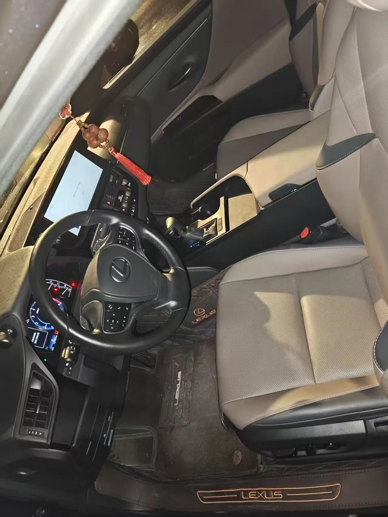 Lexus ES (Imported) 2023 ES200 2.0 Stepless Premium Edition Automatic Gear 5