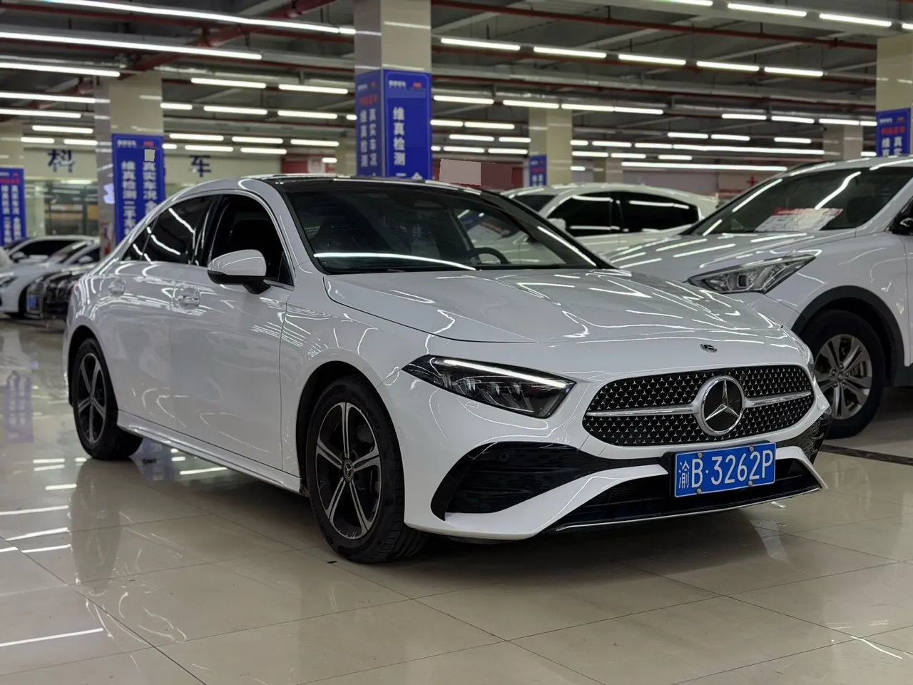 Mercedes Benz Class A 2023 A 200 L 1.3T Fashion Automatic Gear 2