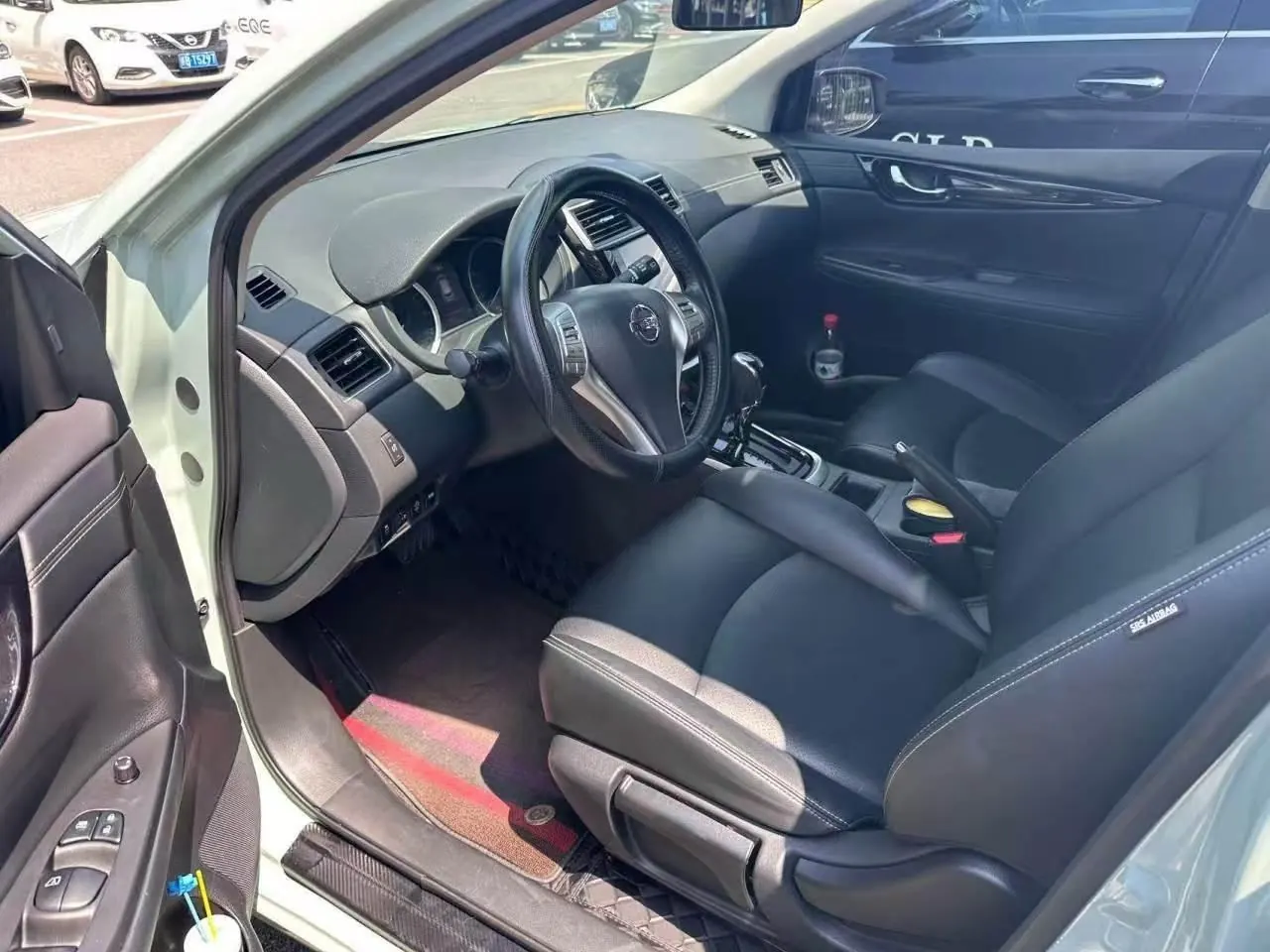 Nissan 2023 Tiida 1.6 Stepless Smart Edition Automatic Gear 2