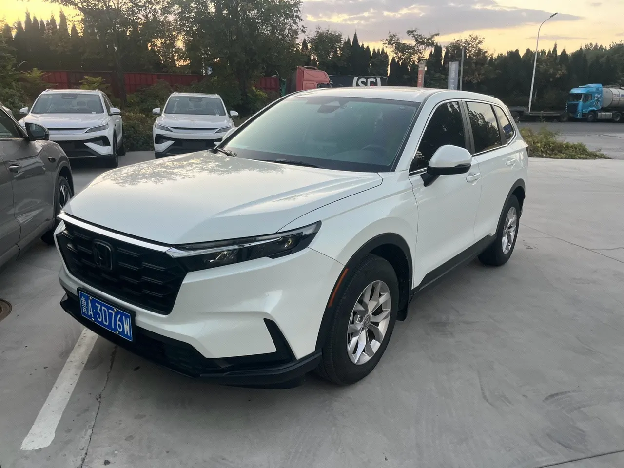 Open image lightbox: Honda 2023 CR-V 1.5T Stepless 240TURBO Two-Drive Front is still 7-seat Automatic Gear